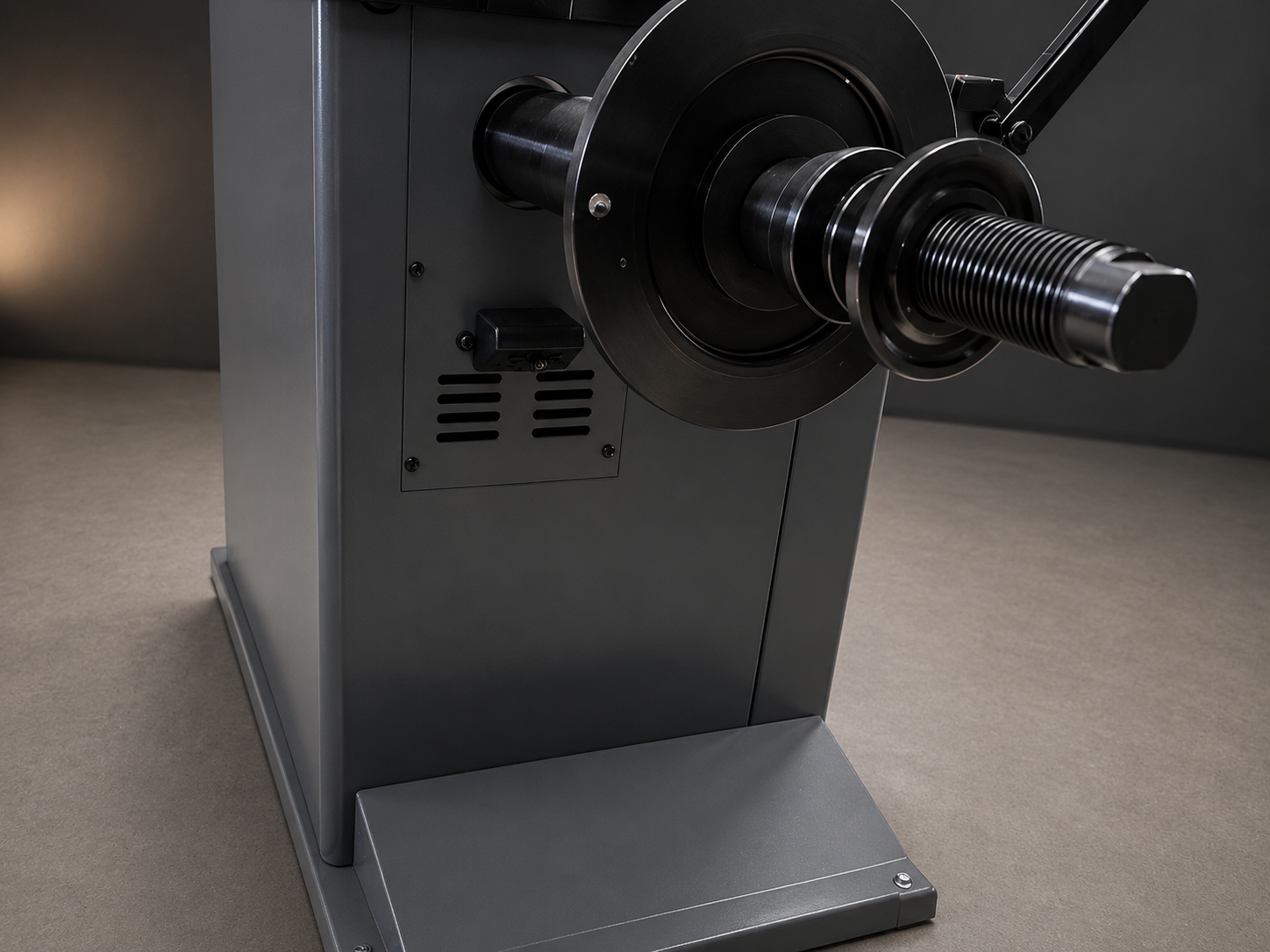 LIFTECH Wheel Balancer 10"-24" Digital Tyre Balancing Machine